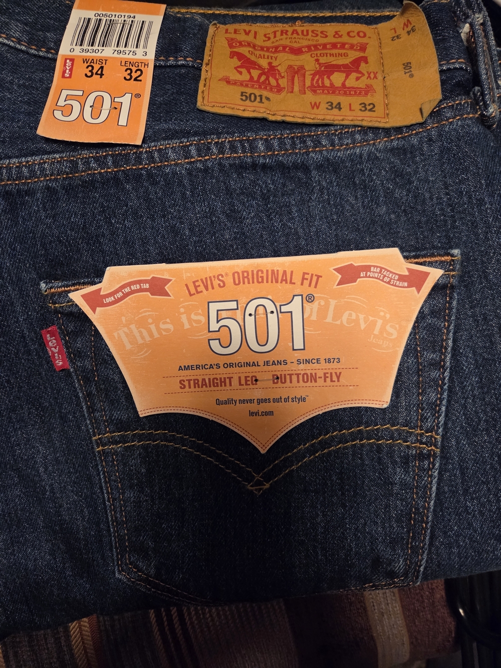 Levi's 501 Men's Straight Jeans - Dark Blue